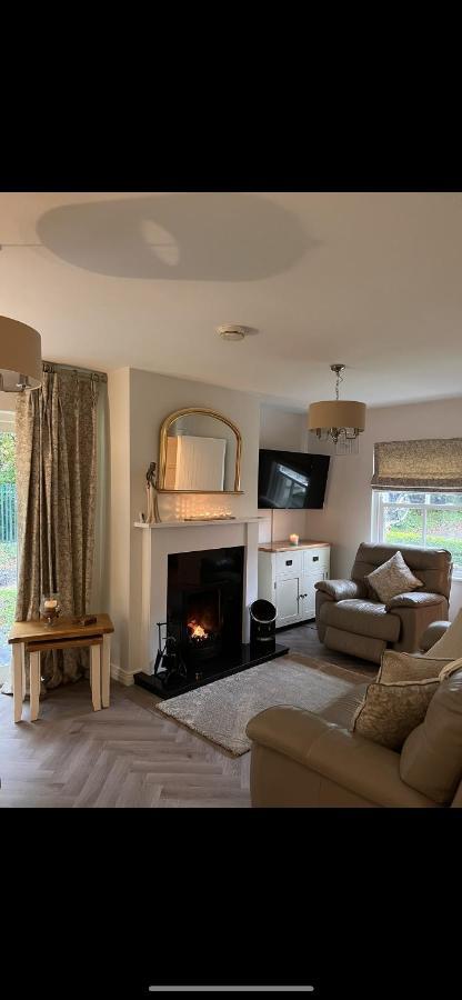 Bunratty Castle Gardens Villa Bagian luar foto